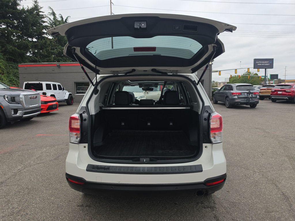 Subaru Forester photo 11