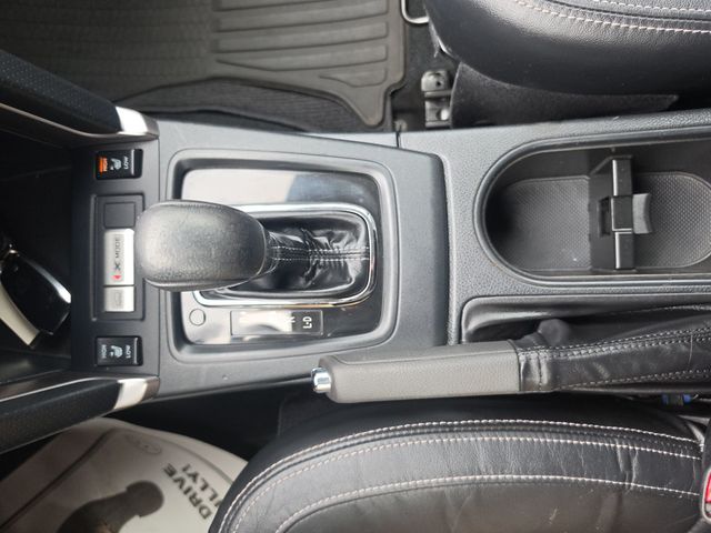 2018 Subaru Forester 2.5i Touring CVT - 23059772 - 14