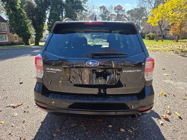 2018 Subaru Forester 2.5i Touring CVT - 22945429 - 5