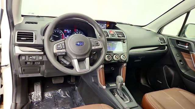 2018 Subaru Forester 2.5i Touring CVT - 23036368 - 12