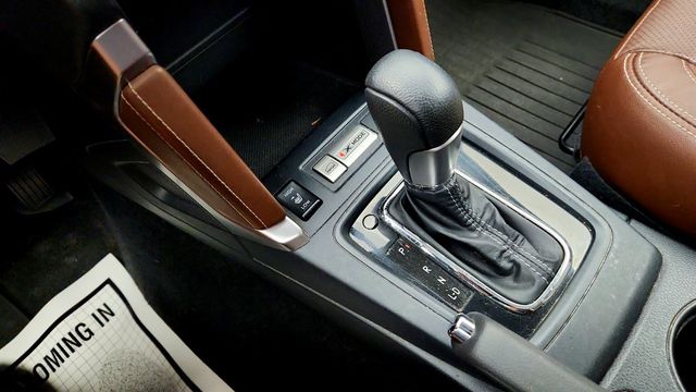 2018 Subaru Forester 2.5i Touring CVT - 23081754 - 15