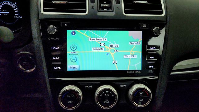 2018 Subaru Forester 2.5i Touring CVT - 23081754 - 17