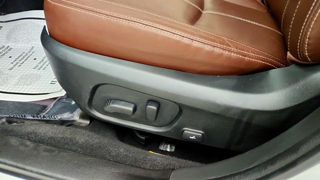 2018 Subaru Forester 2.5i Touring CVT - 23081754 - 26