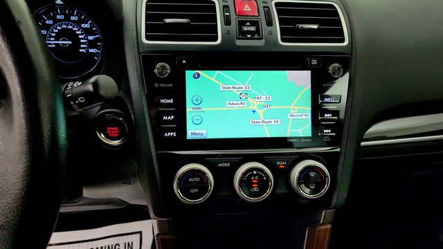 2018 Subaru Forester 2.5i Touring CVT - 23081754 - 31