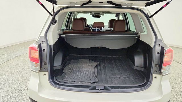 2018 Subaru Forester 2.5i Touring CVT - 23081754 - 35