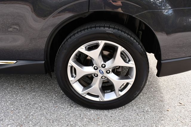 2018 Subaru Forester 2.5i Touring CVT SUV W/Harman Kardon Sound and Back Up Camera - 22953482 - 52