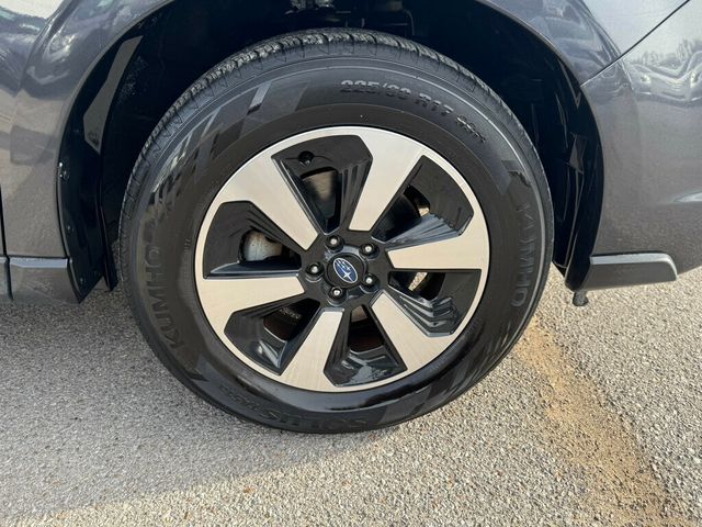 2018 Subaru Forester Detailes and serviced ready to go! - 22937202 - 36