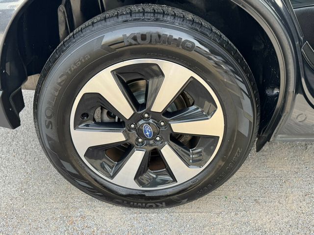 2018 Subaru Forester Detailes and serviced ready to go! - 22937202 - 38