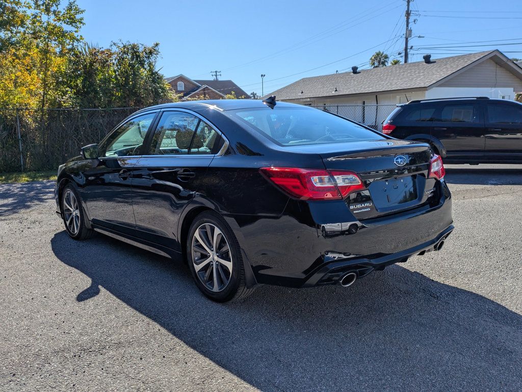 2018 Subaru Legacy 3.6R Limited photo 4