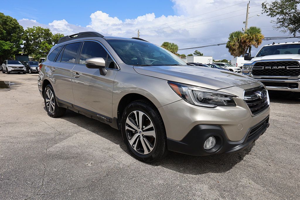 2018 Subaru Outback 2.5i Limited photo 5