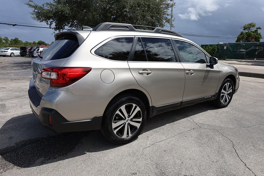 2018 Subaru Outback 2.5i Limited photo 7