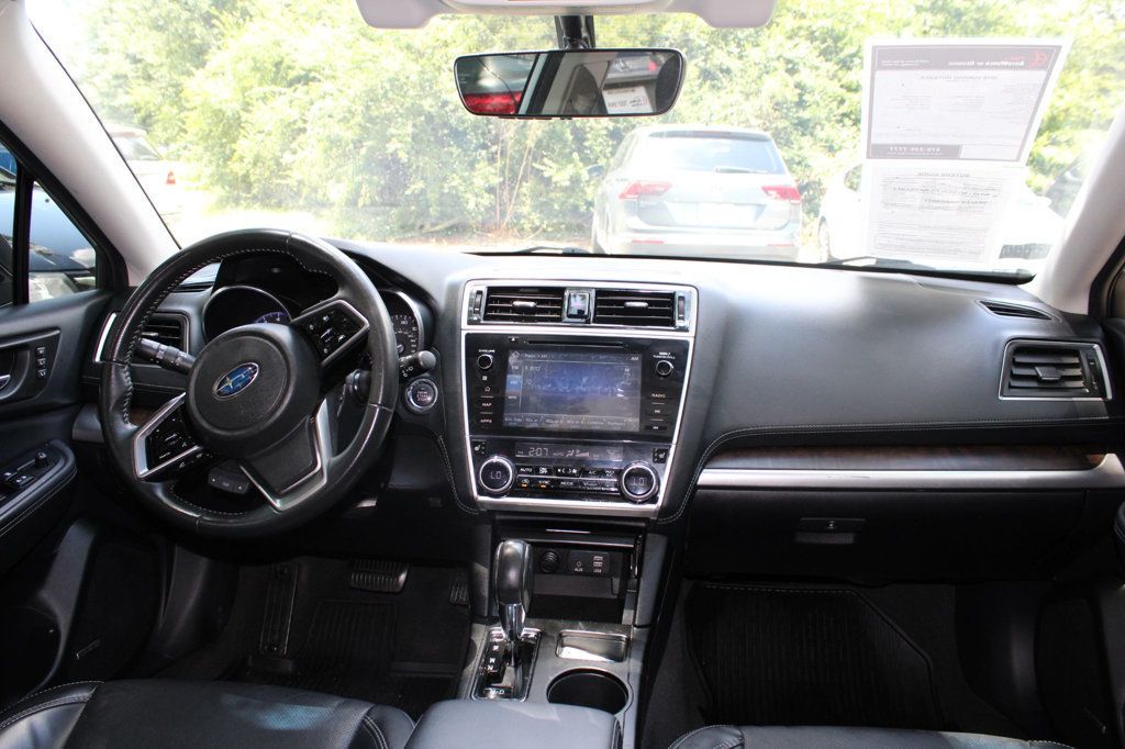 2018 Subaru Outback 2.5i Limited photo 11