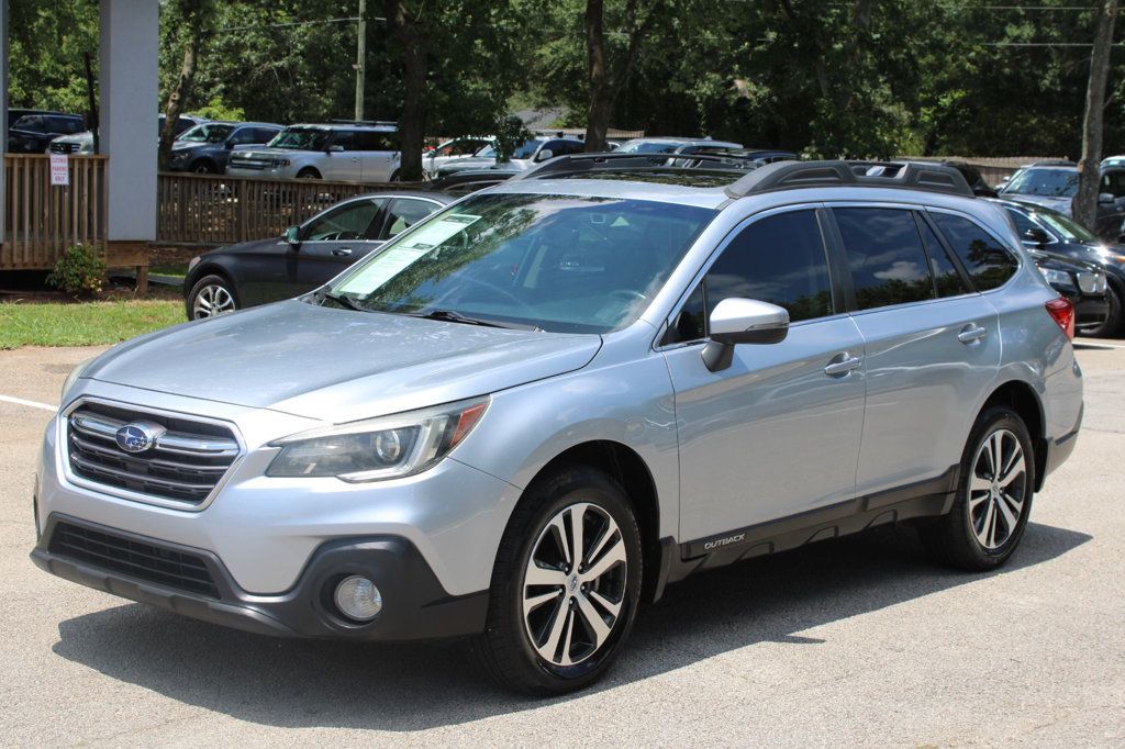 2018 Subaru Outback 2.5i Limited photo 3