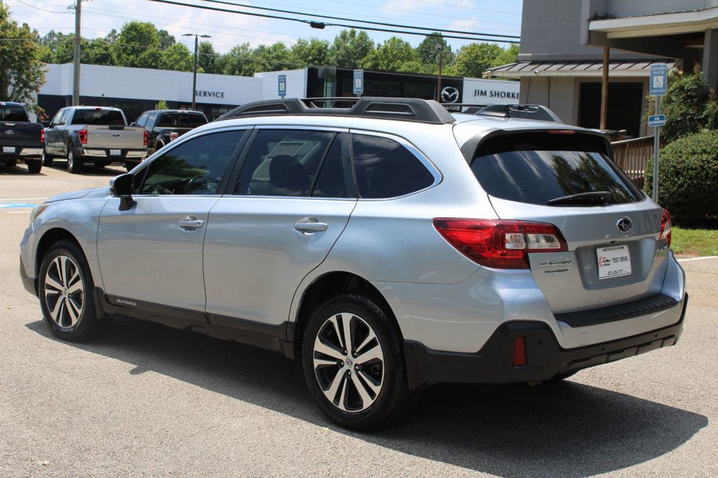 2018 Subaru Outback 2.5i Limited photo 5