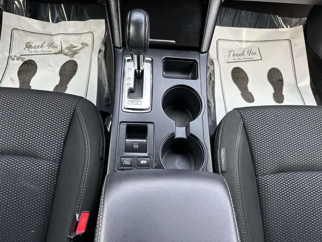 2018 Subaru Outback 2.5i Premium - 23014708 - 17