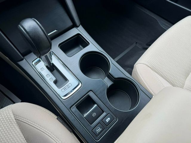 2018 Subaru Outback 2.5i Premium - 22999131 - 17