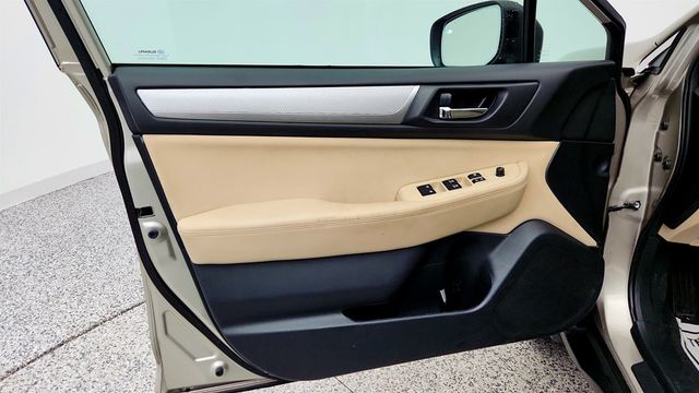 2018 Subaru Outback 2.5i Premium w/ EyeSight, Power Moonroof, Power Rear Gate & Nav - 23018255 - 10