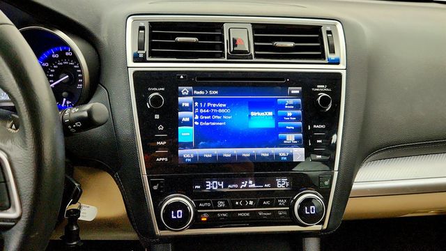 2018 Subaru Outback 2.5i Premium w/ EyeSight, Power Moonroof, Power Rear Gate & Nav - 23018255 - 17