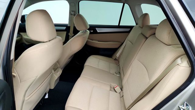 2018 Subaru Outback 2.5i Premium w/ EyeSight, Power Moonroof, Power Rear Gate & Nav - 23018255 - 22