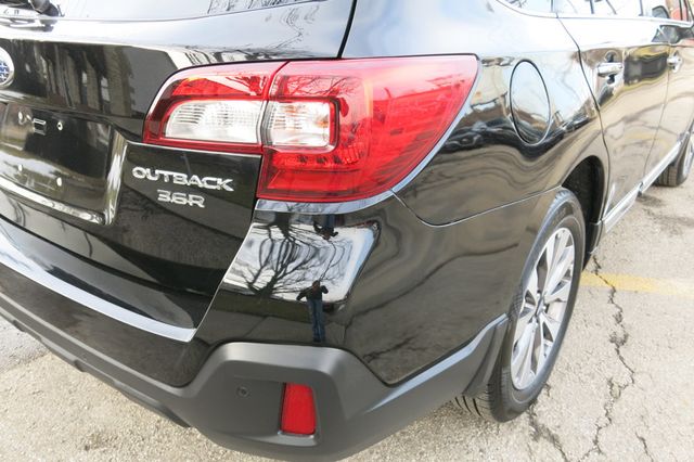 2018 Subaru Outback 3.6R Touring - 22987193 - 13