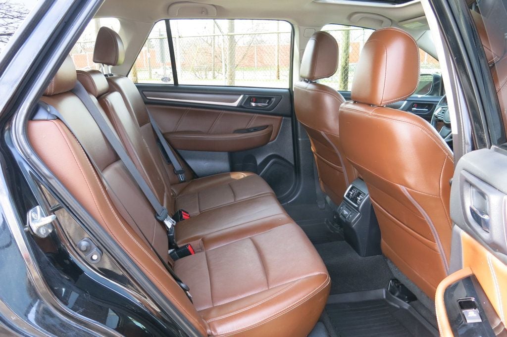 2018 Subaru Outback 3.6R Touring - 22987193 - 27