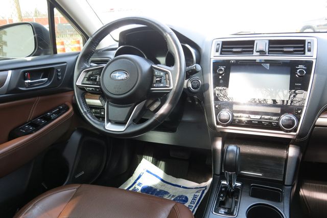 2018 Subaru Outback 3.6R Touring - 22987193 - 36