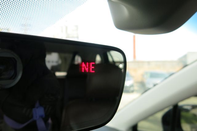 2018 Subaru Outback 3.6R Touring - 22987193 - 65