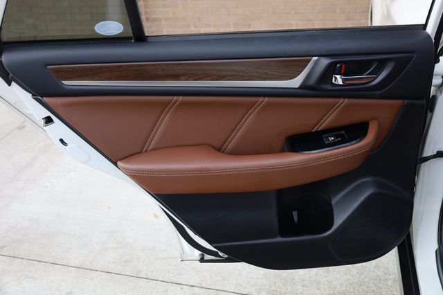 2018 Subaru Outback 3.6R Touring - 22958386 - 16