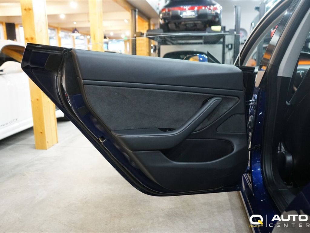 2018 Tesla Model 3  - 22983175 - 10