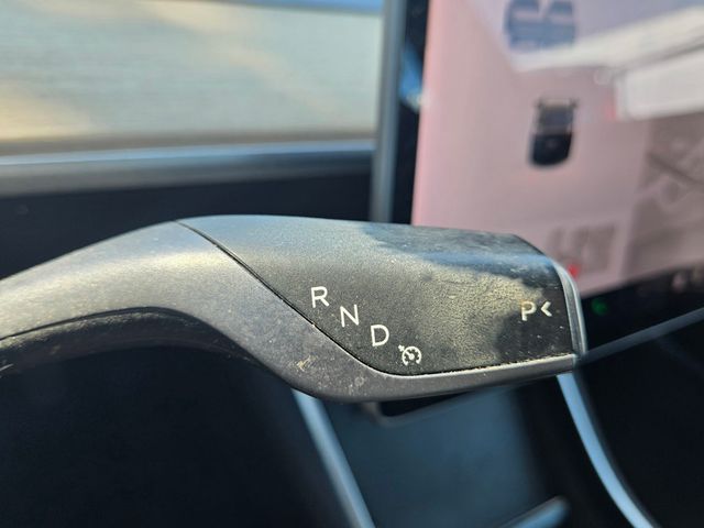 2018 Tesla Model 3  - 23036089 - 22