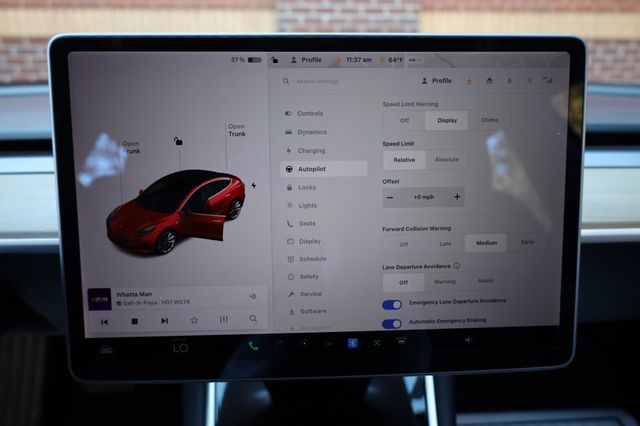 2018 Tesla Model 3  - 22939905 - 41