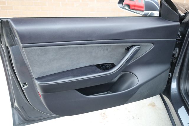 2018 Tesla Model 3  - 22939906 - 12