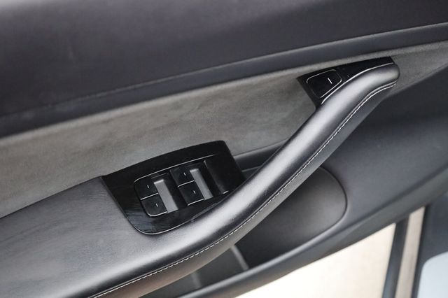 2018 Tesla Model 3  - 22939906 - 34