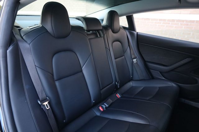 2018 Tesla Model 3  - 22939965 - 16