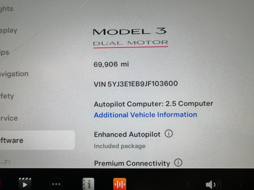 2018 Tesla Model 3 2018 TESLA MODEL 3 PERFORMANCE SEDAN AWD W/ AUTOPILOT - 22555575 - 32