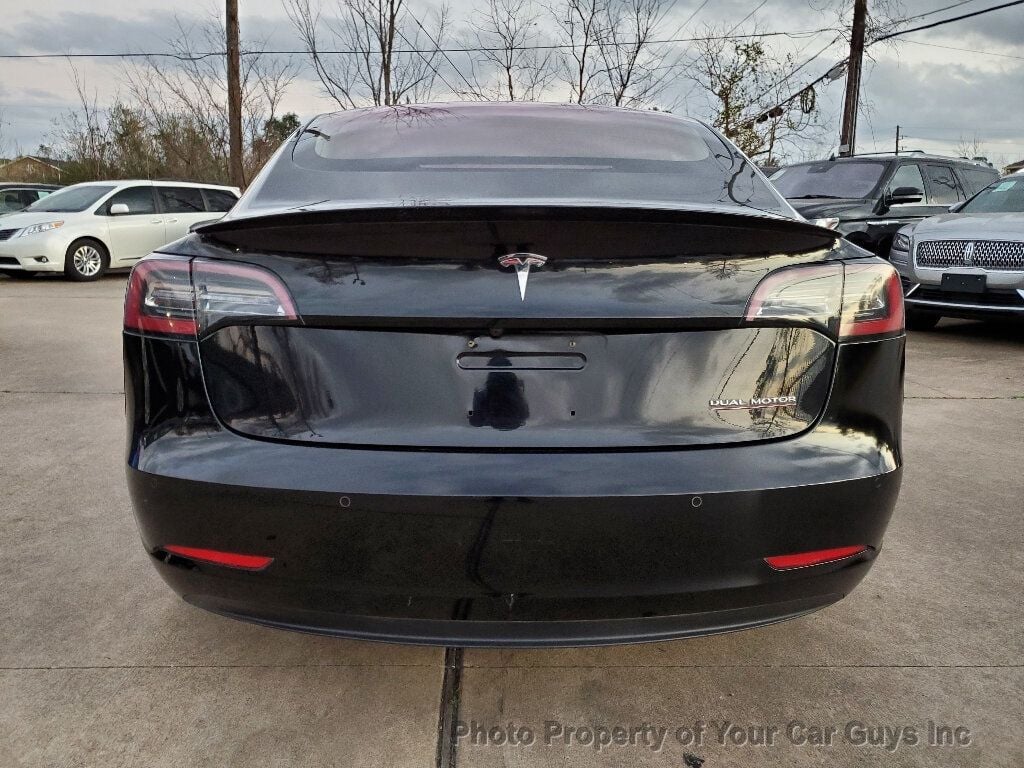 2018 Tesla Model 3 Performance photo 10