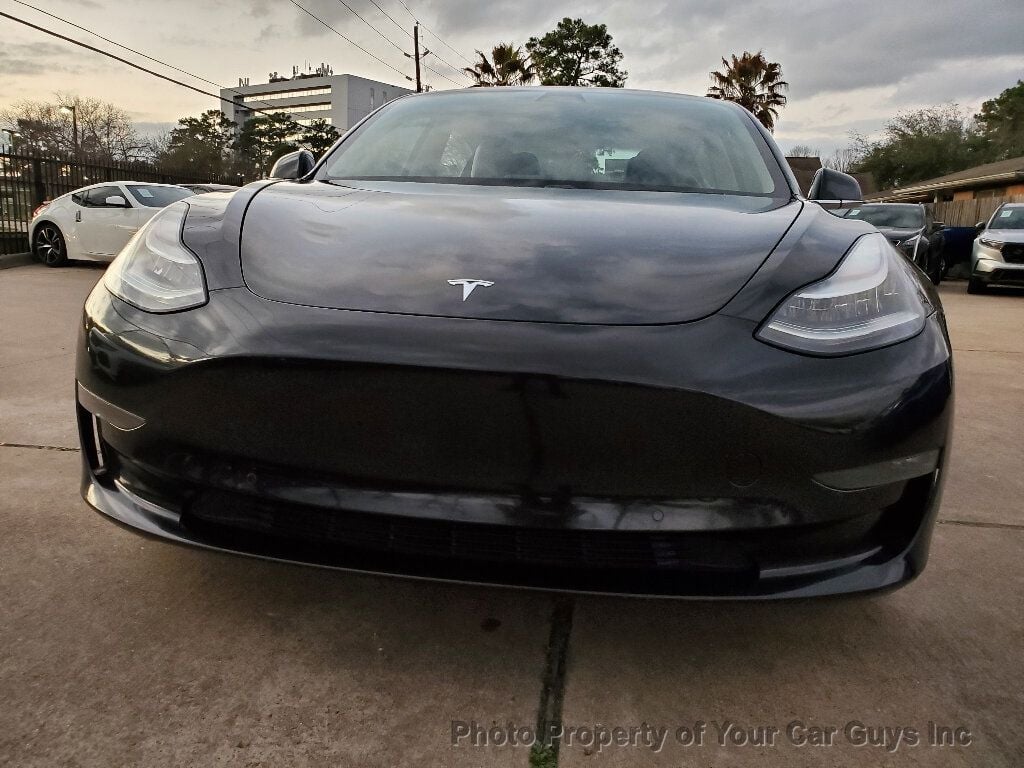 2018 Tesla Model 3 Performance photo 2