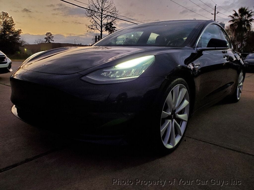 2018 Tesla Model 3 Performance photo 18