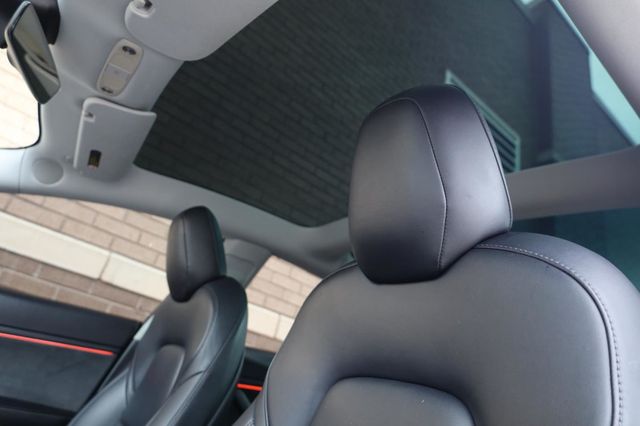 2018 Tesla Model 3 Long Range - 23042940 - 14