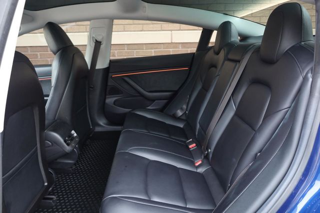 2018 Tesla Model 3 Long Range - 23042940 - 18