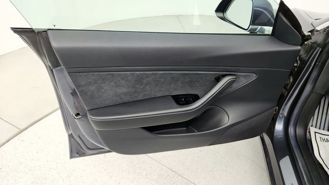 2018 Tesla Model 3 Long Range Battery - 22947434 - 13