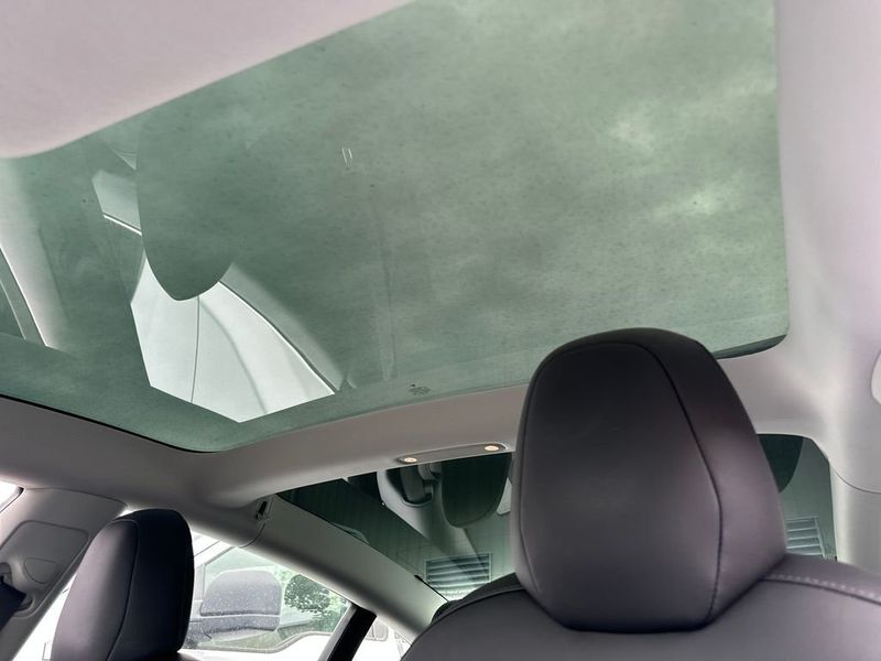 2018 Tesla Model 3 Long Range Battery AWD - 22999851 - 18