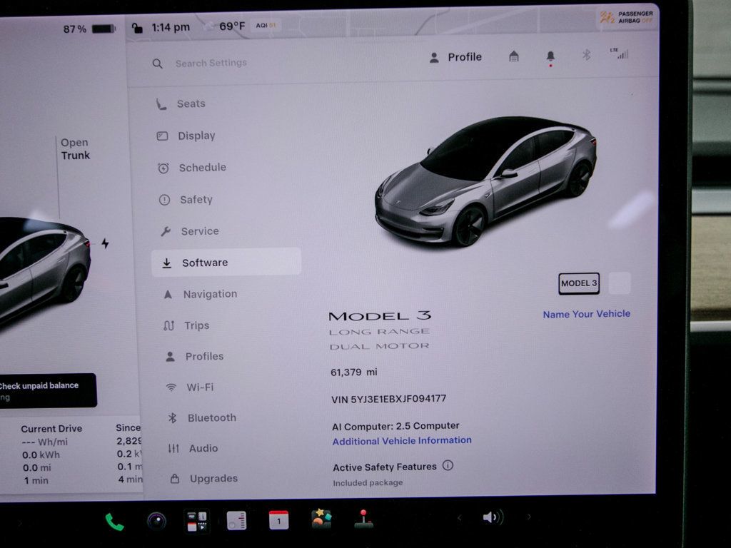 Tesla Model 3 photo 3