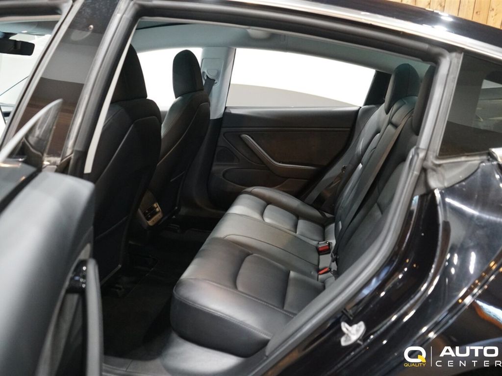 2018 Tesla Model 3 Long Range Battery AWD - 22940951 - 19