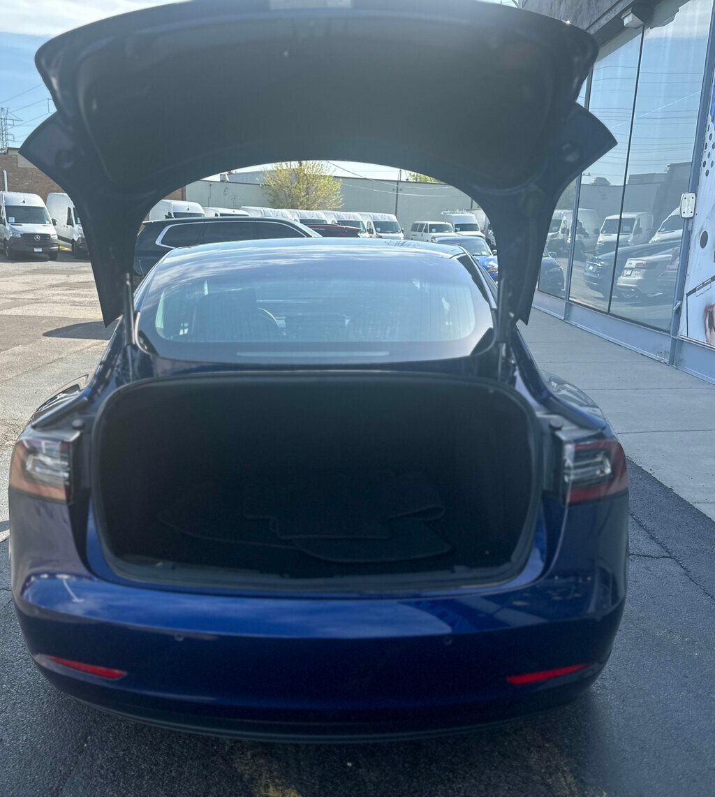 2018 Tesla Model 3 Long Range Battery AWD - 22425329 - 28