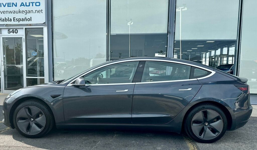 2018 Tesla Model 3 Long Range Battery AWD - 22532517 - 37