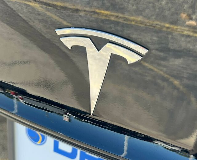 2018 Tesla Model 3 Long Range Battery AWD - 22606282 - 31