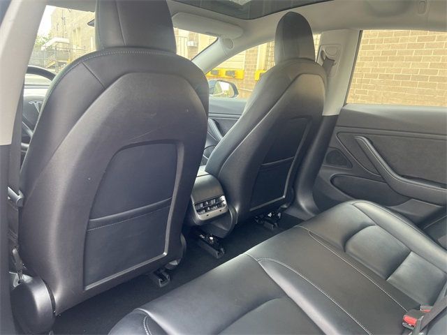 2018 Tesla Model 3 Long Range photo 13
