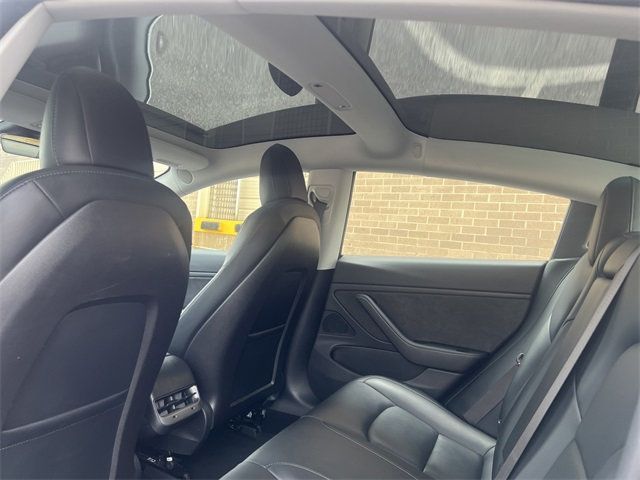 2018 Tesla Model 3 Long Range photo 14