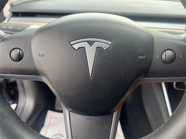 2018 Tesla Model 3 Long Range photo 19